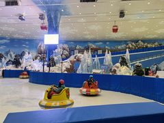 -长沙湘江冰雪世界