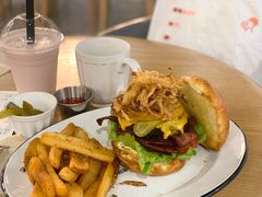 -HELLO 27 意面·沙拉·帕尼尼