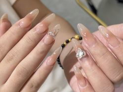 -爱纶美·美甲美睫半永久