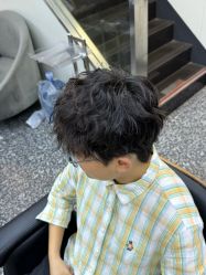 点击看大图 -藤野造型专业烫染接发