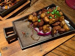 雪龙小牛肉-中8楼风尚云南菜(颐堤港店)