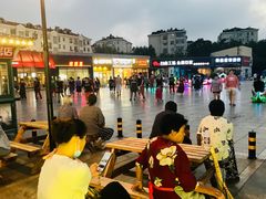 -利群海琴购物广场(商丘路店)