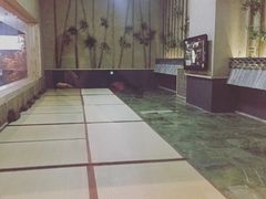 -丽池宫韩式汗蒸会馆(华灯坊店)