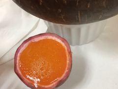 -志龙皇冠吃货椰子铺