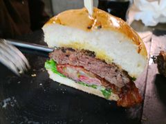 -HIGH FIVE哈福手工汉堡(桂林路店)