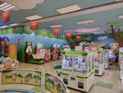 -莫莉幻想儿童乐园(武汉金银潭永旺店)
