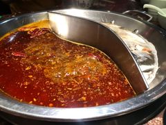 菌香鸳鸯锅-晓宇重庆火锅(赛格国际购物中心店)