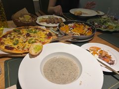 蘑菇奶油浓汤-LUCCA卢卡西班牙海鲜饭(远洋广场店)