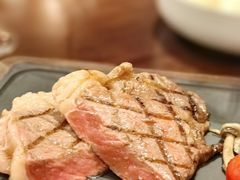 -恰餐厅及酒吧 CHAR Bar & Grill (北京丽都皇冠假日店)