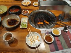 -草家酱蟹炭火烤肉店(珲春南路一店)