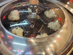 -炖四方东北铁锅炖·烧烤小龙虾(中豪国际店)