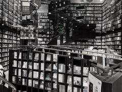 -钟书阁(群光广场店)