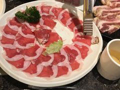 -韩宫宴炭火烤肉(中商世界里店)