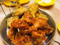 -BHC炸鸡(明洞总店)