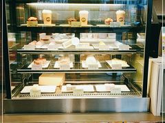 面包甜点陈列柜-麦当劳(四川北路店)