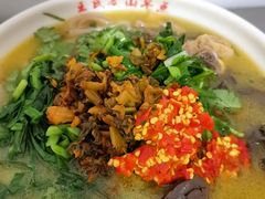 -文山荷鲜居(翠湖店)