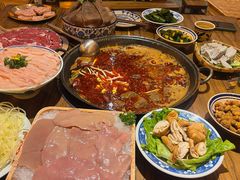 -旧街市鲜货老火锅(大光路店)