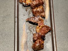 -铭牛烧肉·和牛海鲜自助(高新月牙湖店)