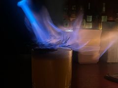 -蓉LOUNGE威士忌鸡尾酒FLOWER酒吧