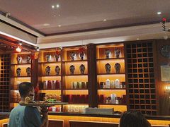 -八府香鸭·啫啫煲(华山路店)