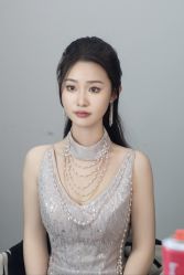 -欣薇婚纱(新源乐汇城店)