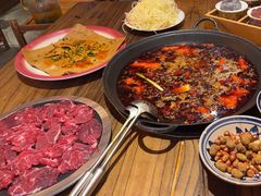 -旧街市鲜货老火锅(大光路店)