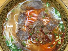 -肇兴特色牛肉粉