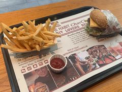 -The Habit Burger Grill 哈比特汉堡(复兴soho店)