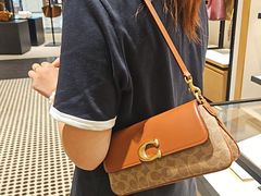 -COACH蔻驰(恒隆广场店)