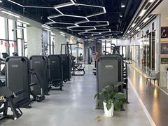 -跃动游泳健身俱乐部(新华传媒店)