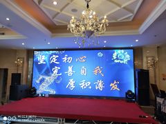 -尚味小厨·瓦罐煨汤