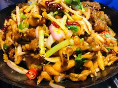 -西街夜油条·麻团包乌饭