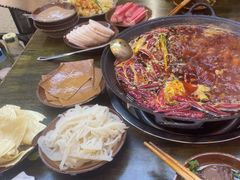 -黄潇洒老火锅(九眼桥宏济巷店)