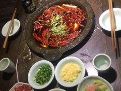 -红九格老火锅(三峡广场店)