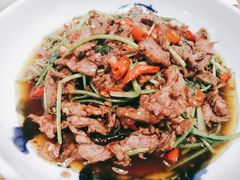 小炒黄牛肉-湘里乡亲甲王二老店