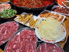 -老房老舍重庆火锅(假日城市店)