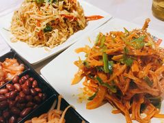 拌干豆腐丝-唛嘻哒烤串朝鲜族风味(金桥店)