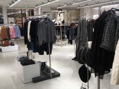 -ZARA(大上海时代广场店)