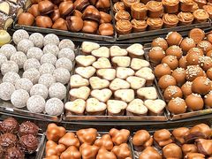 -Laderach 莱德拉(上海环贸iapm店)