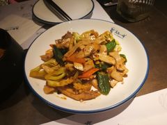 -美奈小馆·越南料理(中航城君尚购物中心店)