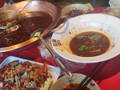 -龙巢盱眙龙虾·牛蛙·烧烤宵夜(八卦岭店)