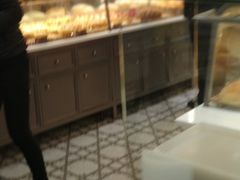 面包甜点陈列柜-面包新语(上地华联店)