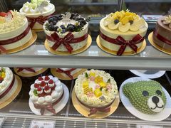 -花花卷卷·鲜食蛋糕(静安久光百货店)