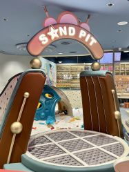 -奈尔宝家庭中心·亲子餐厅(北京东坝万达店)