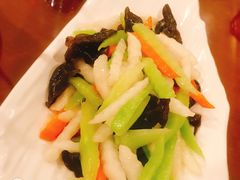 -小鱼儿海鲜港(新村十区店)