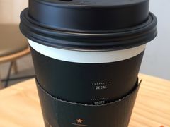 -星巴克臻选(上海淮海百盛购物中心店)