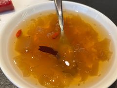 -蝴蝶里·粤菜·点心(滨江龙湖店)