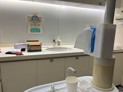-维乐口腔(美维云门诊陆家嘴店)