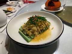 沙茶秋葵牛百叶-尚一汤 广东炖汤(金桥国际店)