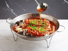 剁椒鱼头-小稻田辣椒炒肉(大浪商业中心店)